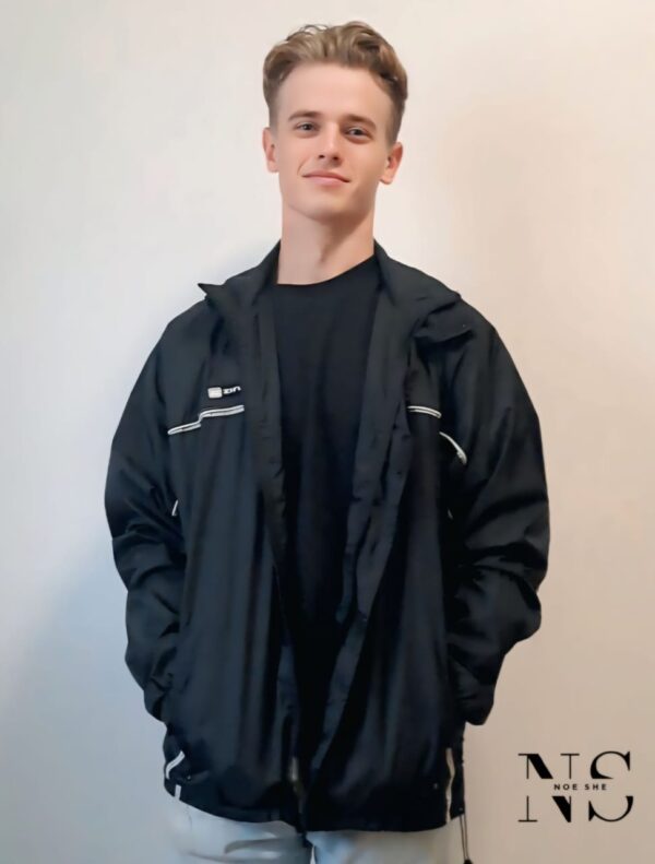 Q Zina Men's Jacket - Image 4