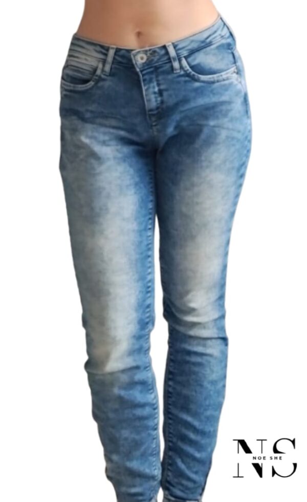 Only Skinny Mid Rise Light Jean