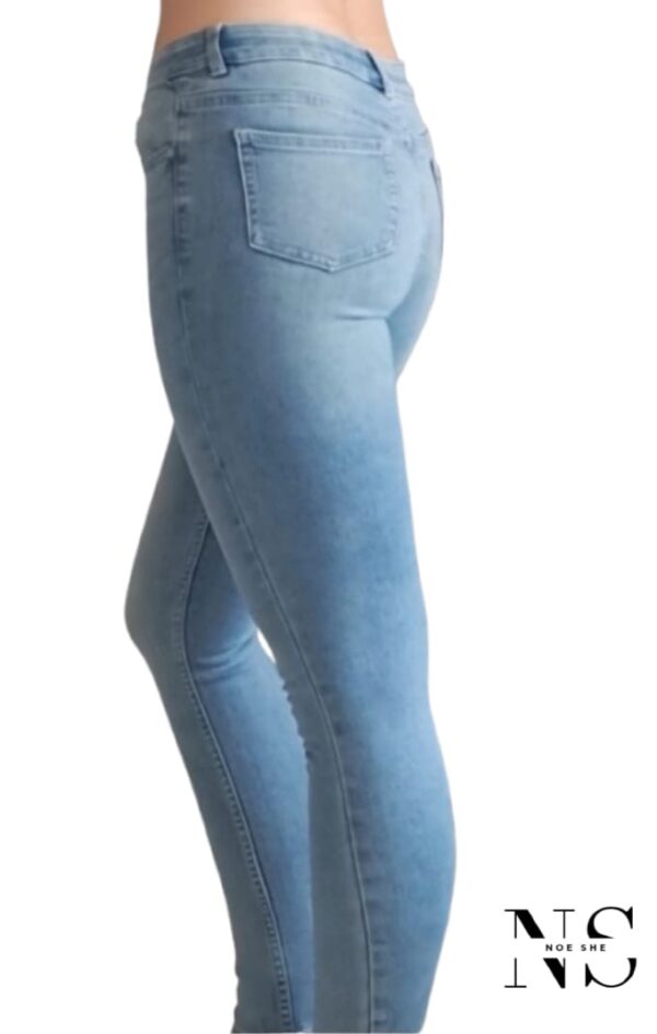 Target Light Skinny Low Rise Jeans - Image 4