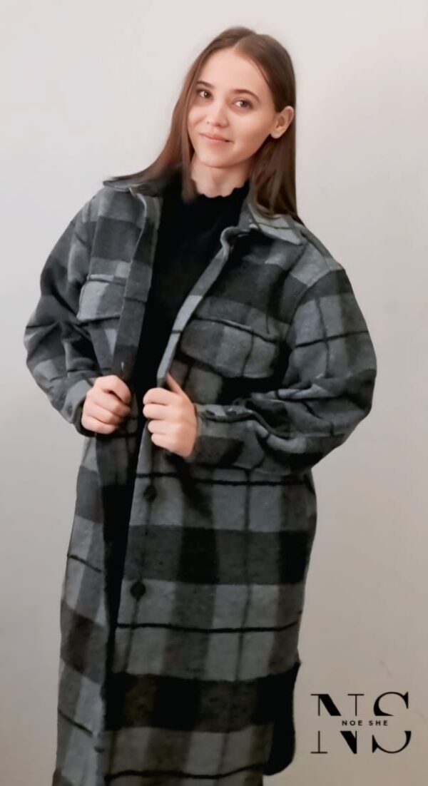 H & M Ladies Coat - Image 2