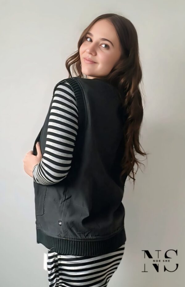 Reversible Sleeveless - Image 4