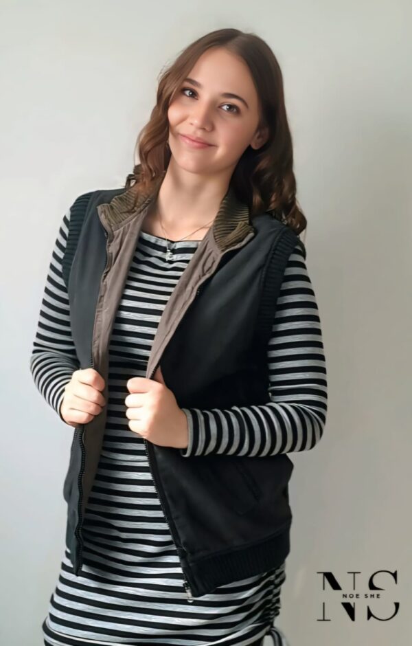 Reversible Sleeveless - Image 2