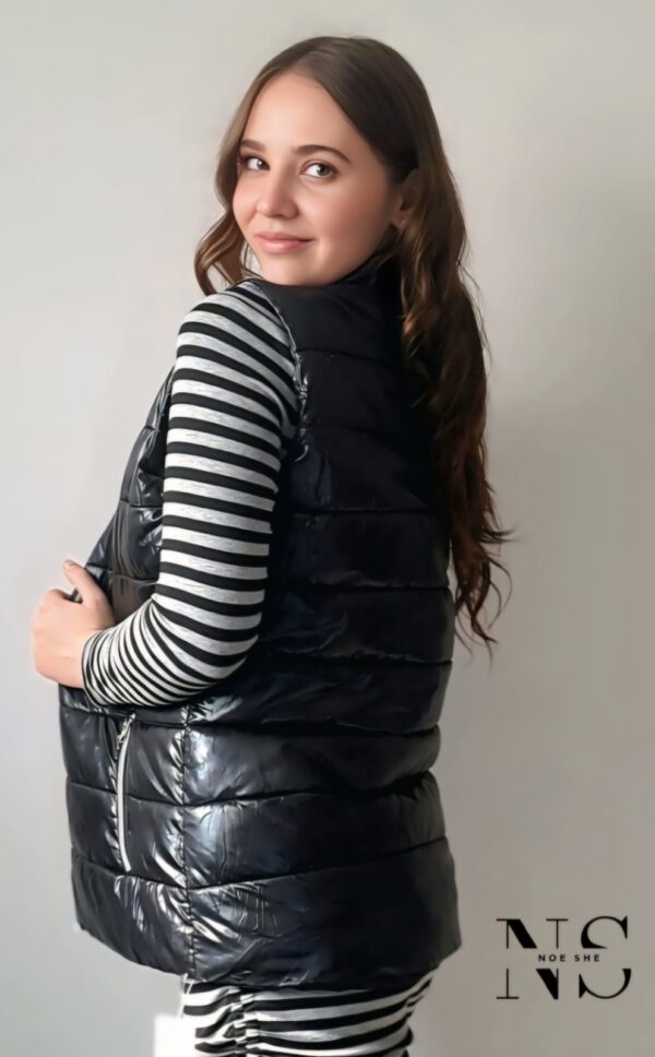 Janina Sleeveless - Image 4