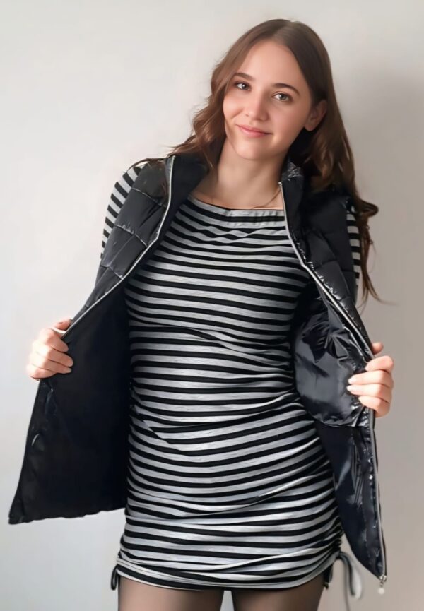 Janina Sleeveless - Image 2