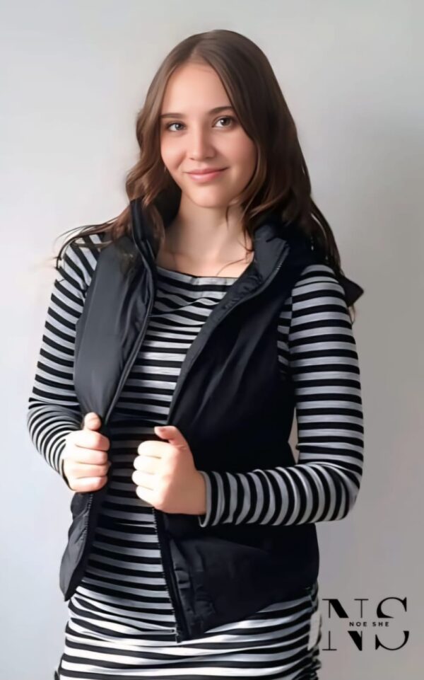 Shein Sleeveless - Image 3
