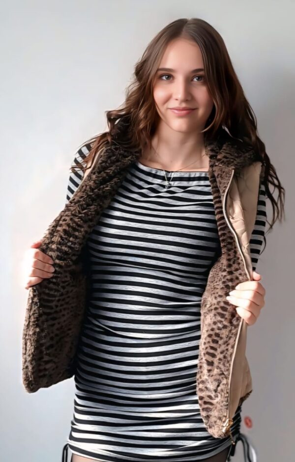 Urban Reversible Sleeveless - Image 3