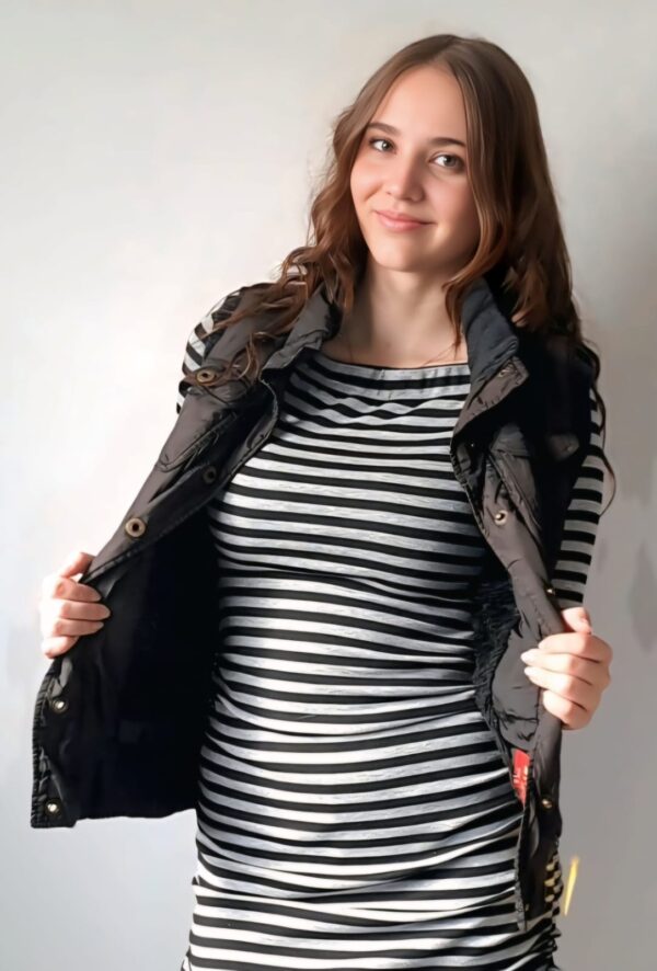 H Layo Sleeveless - Image 3