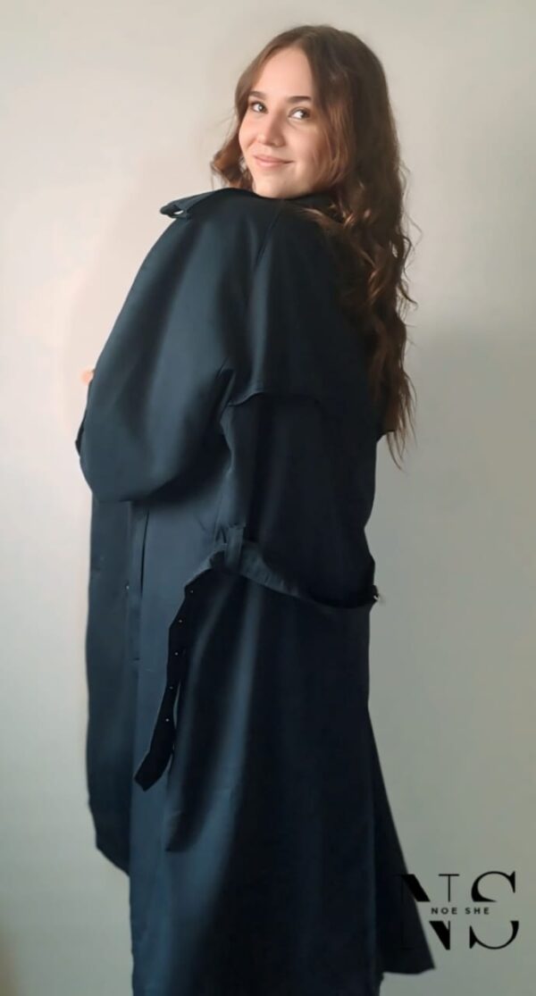 Heavy Navy Ladies Coat - Image 3