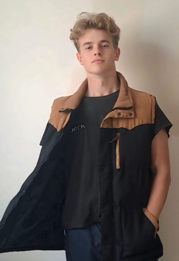 Cropp Sleeveless - Image 3