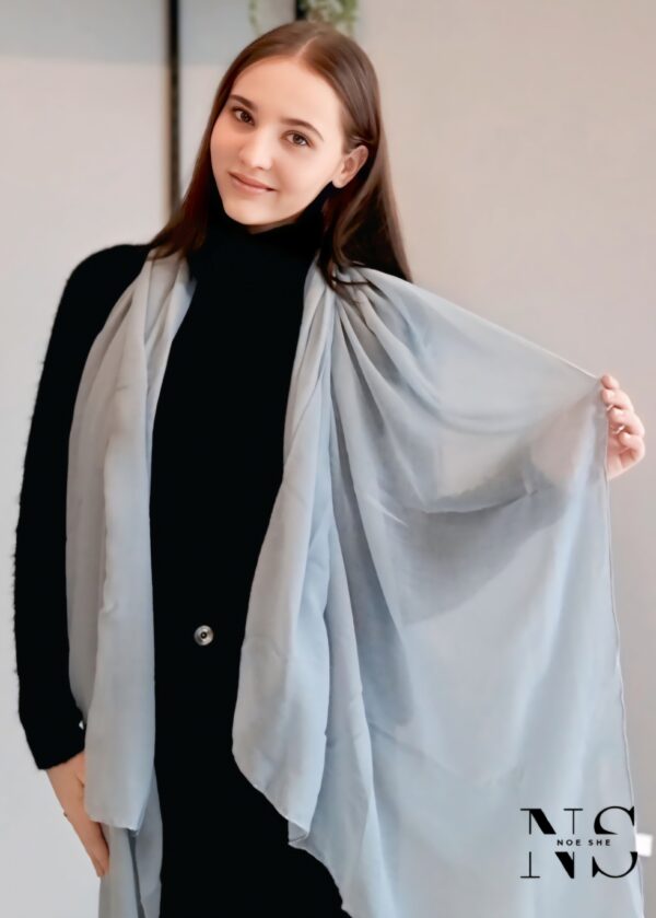 Simple Scarf Light Grey