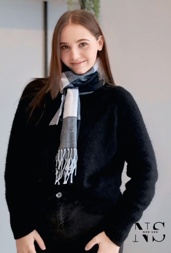 Retro Plaid Scarf - Image 4