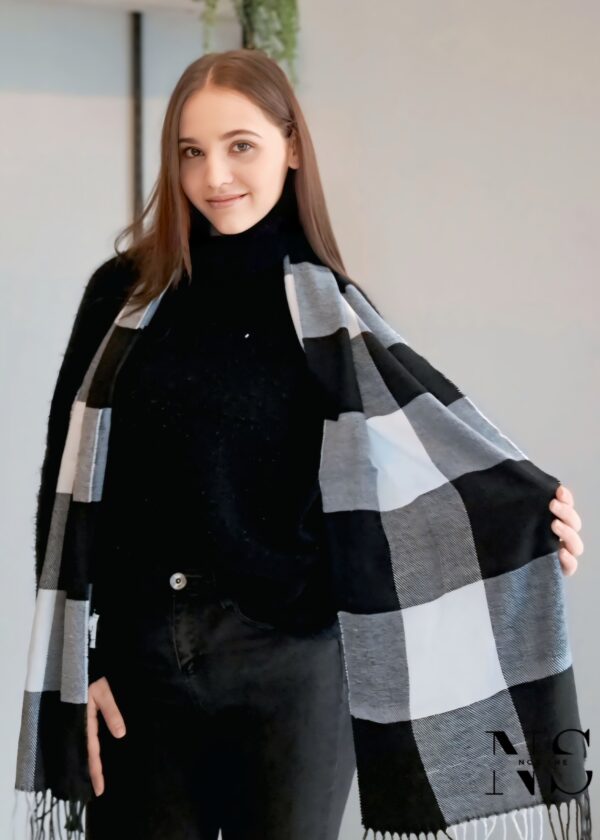 Retro Plaid Scarf