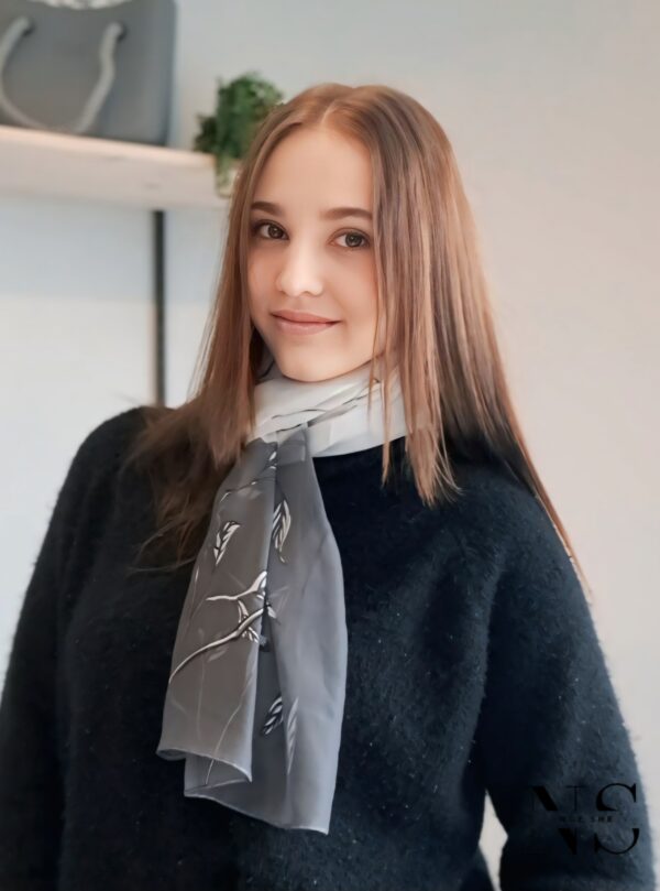 Vintage Floral Print Scarf - Image 4