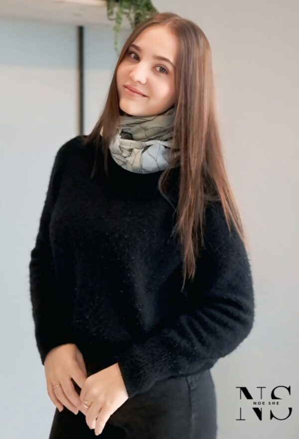 Green Chiffon Scarf - Image 3